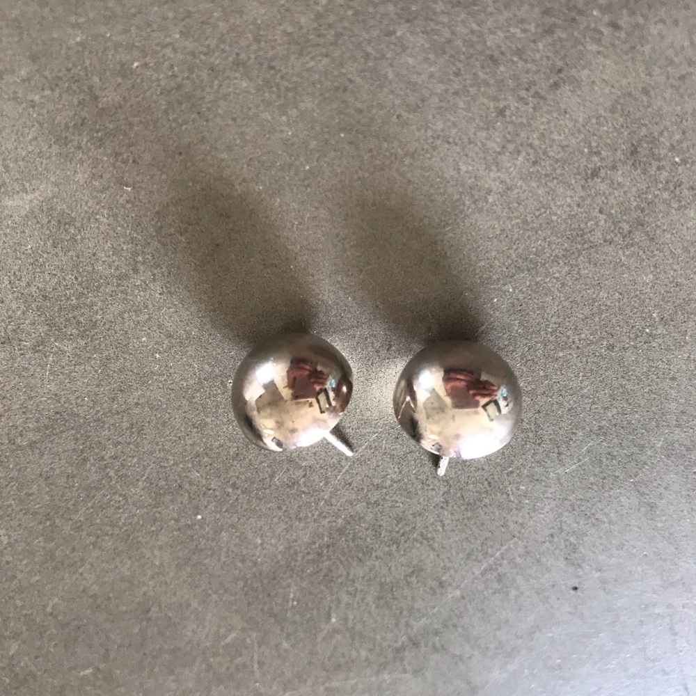 Silver round earrings 925